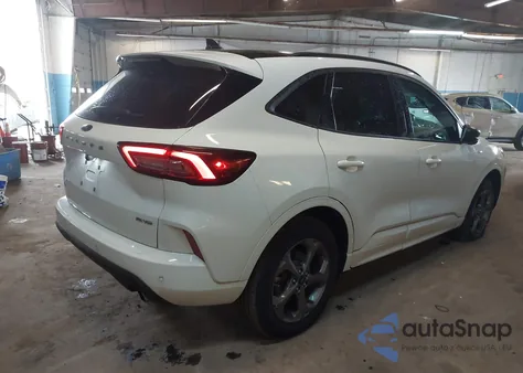 2023 Ford Escape St-Line from USA, damaged, VIN 1FMCU9MN4PUA35019